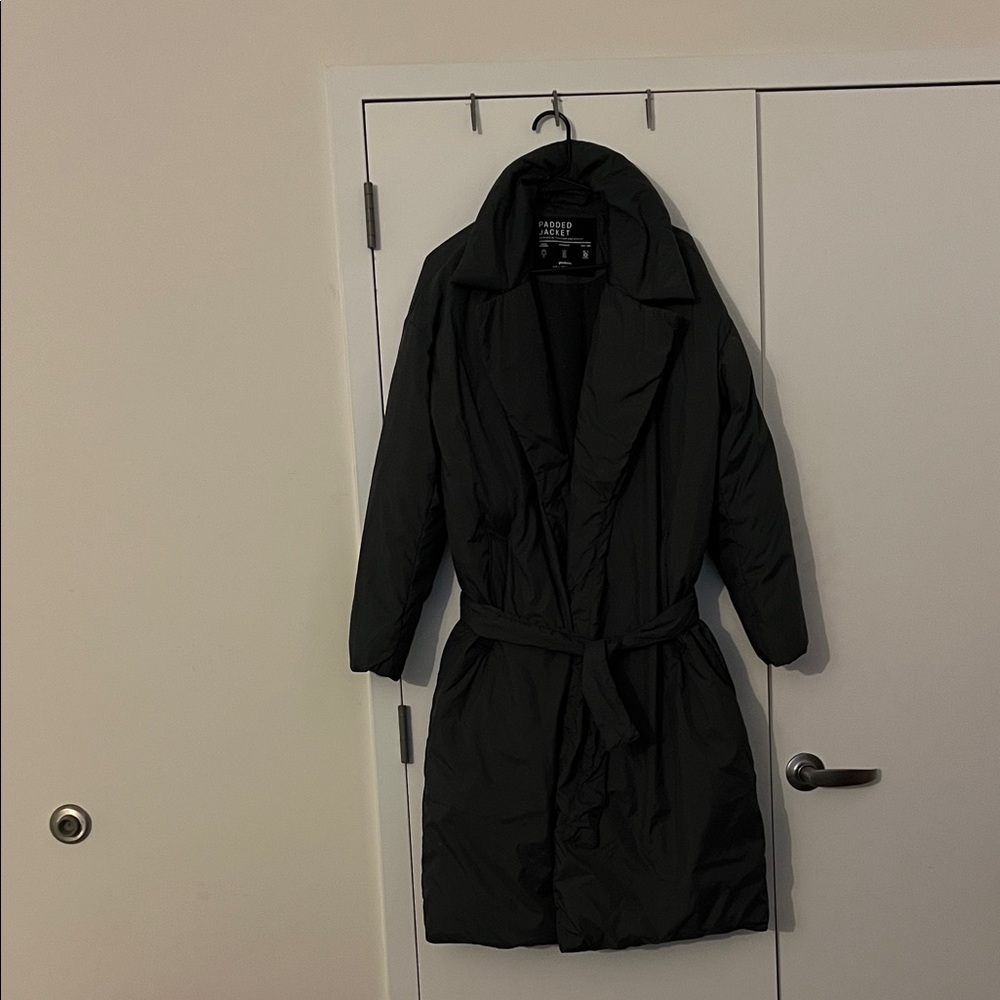 Stradivarius Gray Belted Puffer Jacket